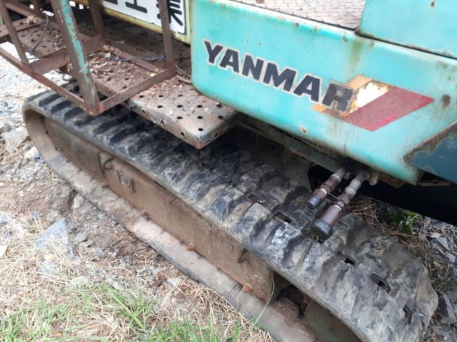 ขาย รถโม่หิน ย่อยหิน Mobile crusher YANMAR MR40 เก่าญี่ปุ่น ระบบทำงานได้หมด สายพานลำเลียงขาด