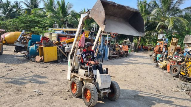 ขาย รถตักล้อยาง bobcat 343 เครื่อง kubota ดีเซล 2สูบ มีไลน์หัวเจาะ ไปป์ปิ้ง เก่าญี่ปุ่น สภาพสวยแรงดี