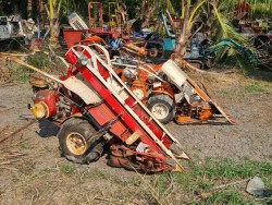 ขาย รถเกี่ยวข้าว วางราย มัด เดินตาม 1 แถว ยี่ห้อ kubota ระบบพร้อมใช้ เก่าญี่ปุ่น คันละ 18,000 บาท