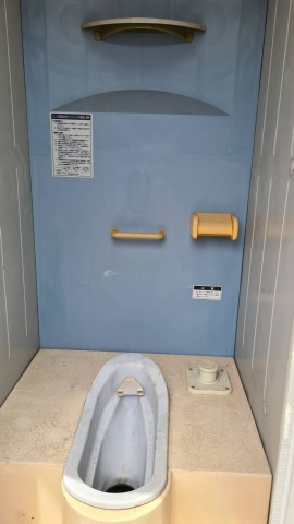ขาย ห้องน้ำ เคลื่อนที่ เก่าญี่ปุ่น วัสดุ PVC แบบนั่งยอง ช/ญ ขนาด 90x150x260 cm ห้องละ 18,000 บาท