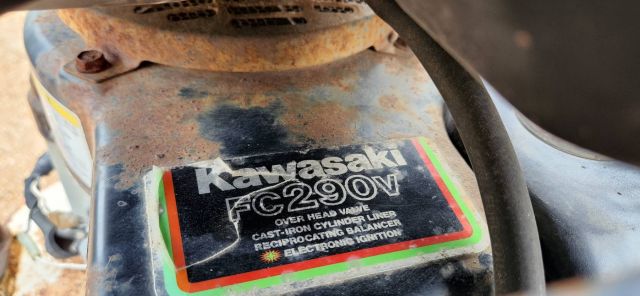 ขาย รถตัดหญ้านั่งขับ KAWASAKI เก่าญี่ปุ่น เบนซิน 4 จังหวะ ใช้งานได้ดีมากๆ ครับเก่าญี่ปุ่น 48,000 บาท