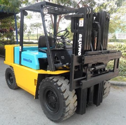 ขายด่วน KOMATSU FD40-4