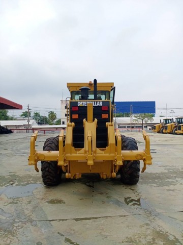 รถเกรดเดอร์ CAT 140H มือสอง สนใจติดต่อ ปิ่น ศุภสุตา 089-925-7129