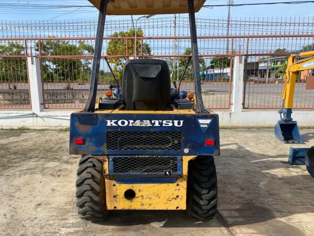 รถตักล้อยาง Komatsu WA20-1 มือสองญี่ปุ่น