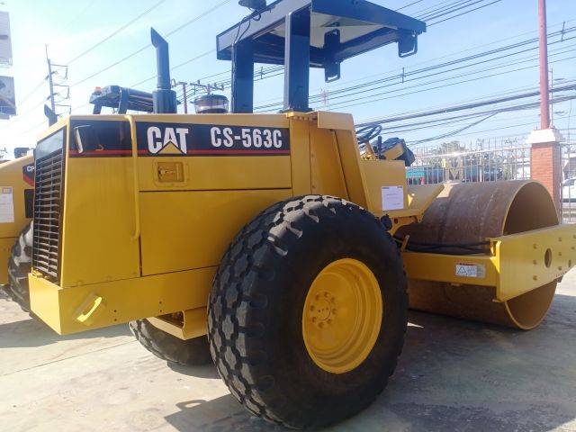 รถบด CAT CS563C SN.4KN-01XXX มือสอง สนใจติดต่อ ปิ่น ศุภสุตา 089-925-7129