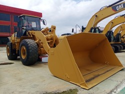 รถตักล้อยาง CAT 950H SN.JAD022XX มือสอง ตรวจเช็คพร้อมใช้งาน สนใจติดต่อ ปิ่น ศุภสุตา 089-925-7129