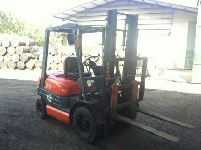 ขาย Forklift Toyota 6FD25 รถเก่าญี่ปุ่น นำเข้ามาใช้เอง