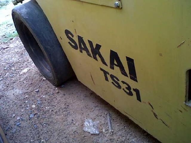 ขายรถบด SAKAI TS31