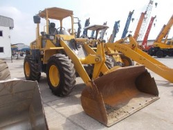 ขายรถตักล้อยาง KOMATSU WA100-5-74015