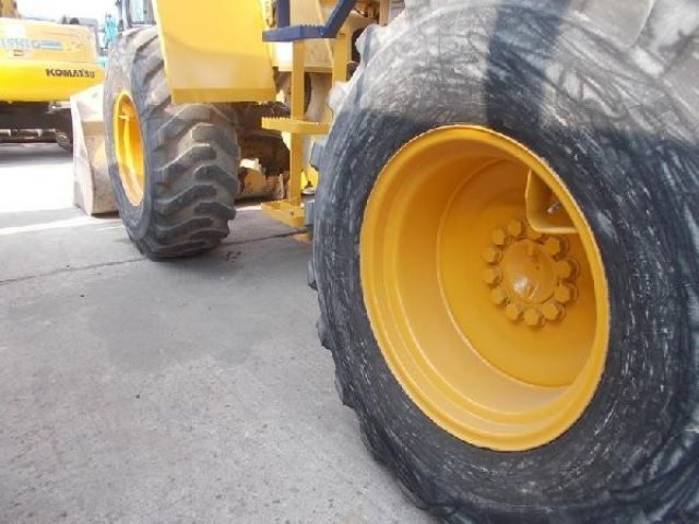 ขายรถตักล้อยาง KOMATSU WA150-30181