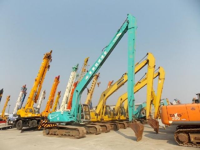 ขายรถแบคโค KOBELCO SK200LC-3-Q06-03045