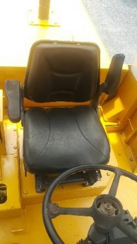 ขายถูก....รถตักล้อยาง KOMATSU WA100-1 เก่านอก