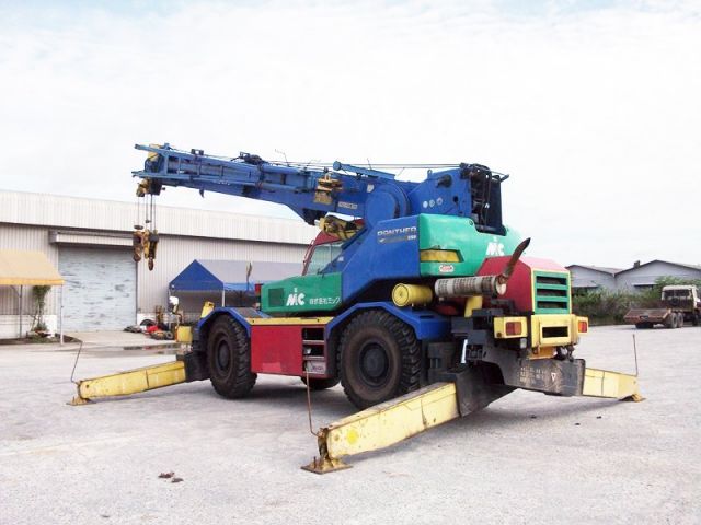 ขายรถเครน KOBELCO RK250-5-EZ07077