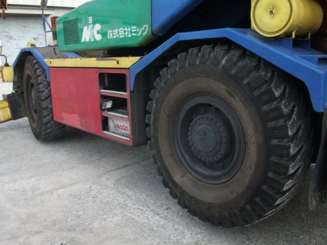 ขายรถเครน KOBELCO RK250-5-EZ07077