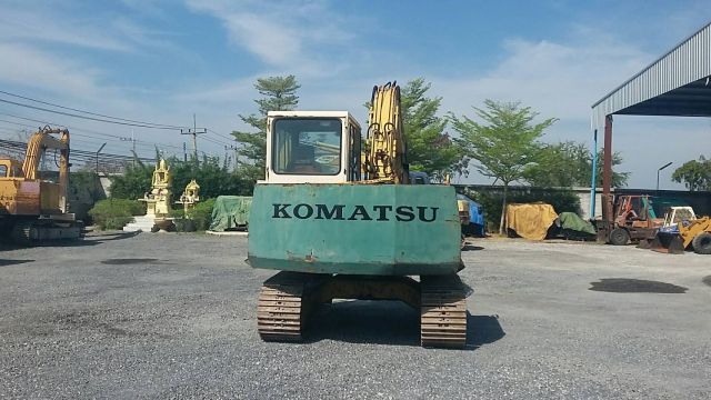 ขายรถแบคโค KOMATSU PC60-6 เก่าญี่ปุ่น