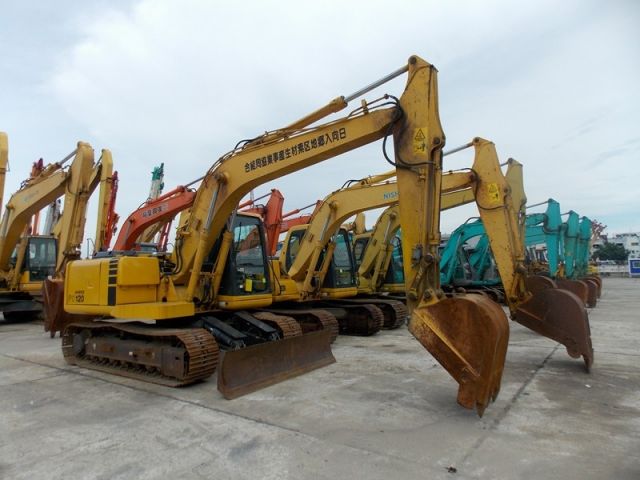 ขายรถแมคโค KOMATSU PC120-6-70022