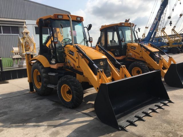 ขายรถหน้าตักหลังขุด JCB 3CX เก๋งเปลือย รถใหม่ เก่าเก็บ