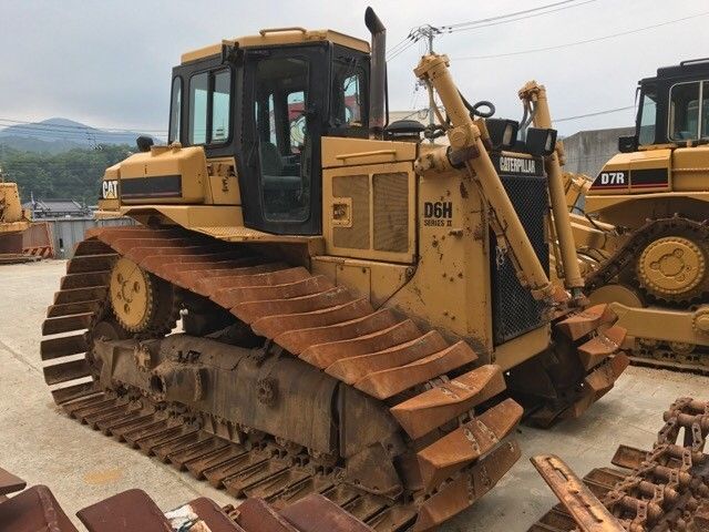 รถดันดิน CAT D6H 1KD04224 เก่าญี่ปุ่น สภาพสวย ราคาถูก