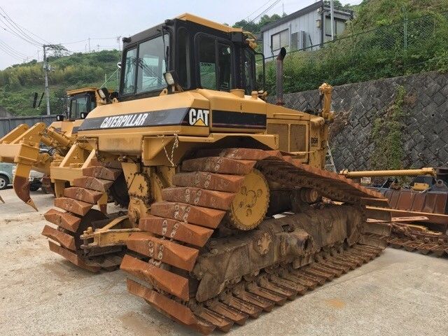 รถดันดิน CAT D6H 1KD04224 เก่าญี่ปุ่น สภาพสวย ราคาถูก