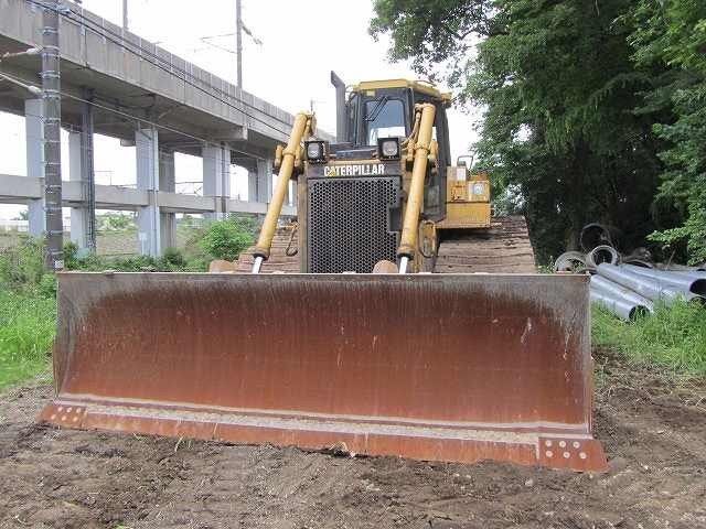 CAT D6HLGP-8FC04246 รถแทรคเตอร์..ขายถูก นำเข้าจากญี่ปุ่นแท้