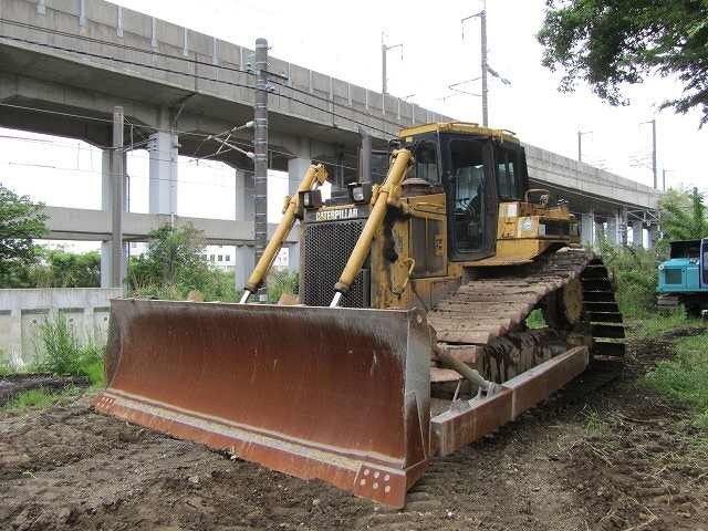 CAT D6HLGP-8FC04246 รถแทรคเตอร์..ขายถูก นำเข้าจากญี่ปุ่นแท้