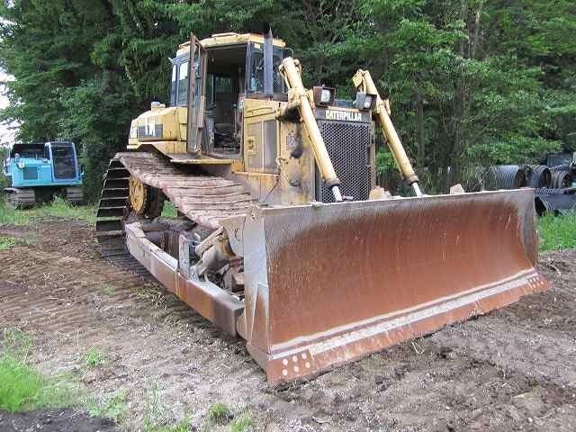 CAT D6HLGP-8FC04246 รถแทรคเตอร์..ขายถูก นำเข้าจากญี่ปุ่นแท้