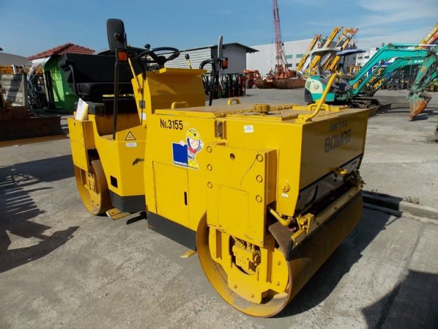 ขายรถบดขนาด 3 ตัน BOMAG BW115AD-2-121009