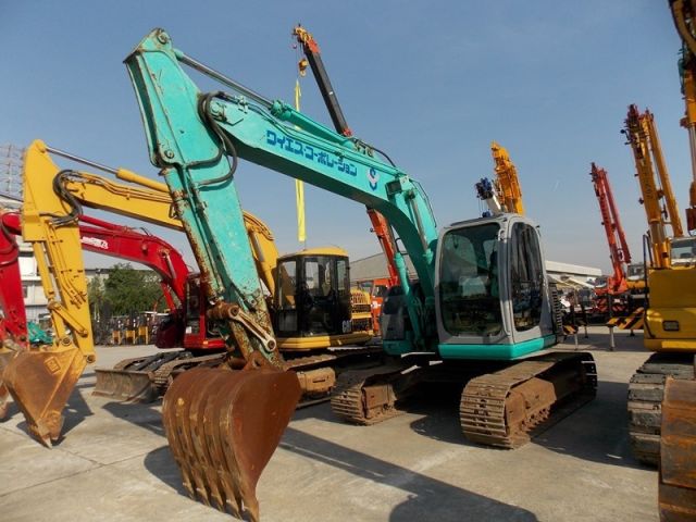 KOBELCO SK135SR ขายถูก เก่านอก นำเข้าจากญี่ปุ่น