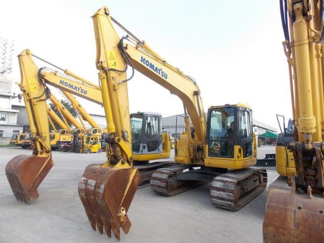 ขายรถแมคโค KOMATSU PC128US-8-24715 รถนอก..ขายถูก