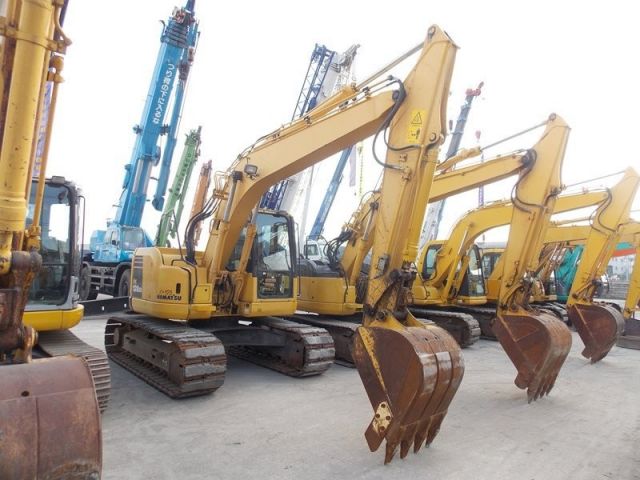 ขายรถแมคโค KOMATSU PC128US-8-24715 รถนอก..ขายถูก