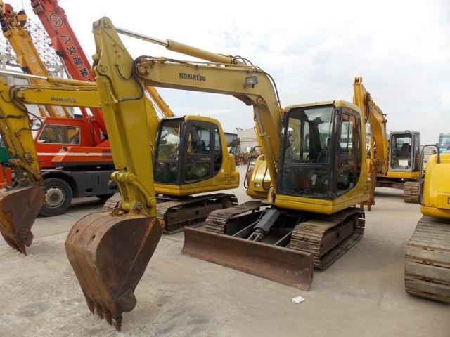 ขายรถแบคโฮ KOMATSU PC60-7-45232 รถนอก..ขายถูก