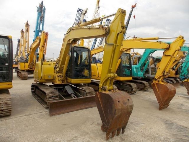 ขายรถแบคโฮ KOMATSU PC60-7-45232 รถนอก..ขายถูก