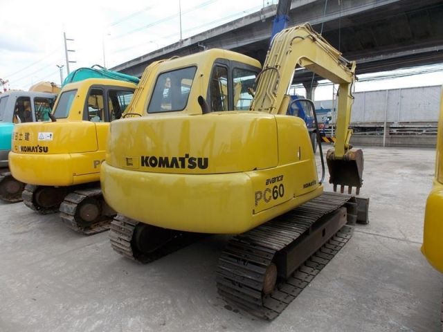 ขายรถแบคโฮ KOMATSU PC60-7-45232 รถนอก..ขายถูก