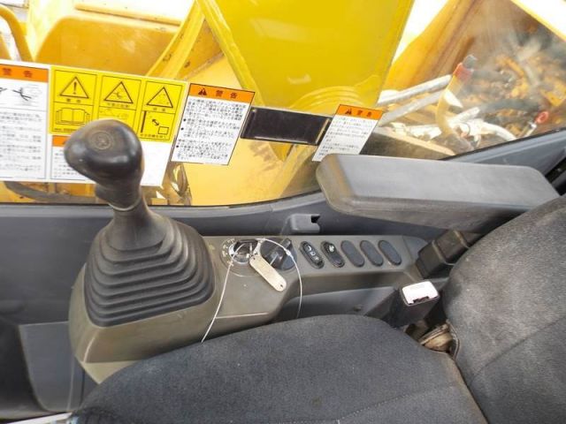 ขายรถแบคโฮบูมยาว KOMATSU PC200-8 รถนอก..ขายถูก