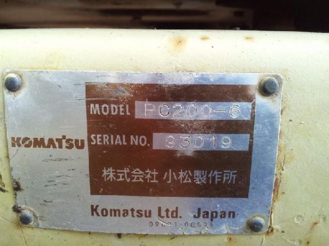 ขายรถแบคโฮ KOMATSU PC200-6 S.93019