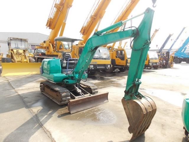 ขายรถขุดเล็ก KOMATSU PC30-7 เก่าญี่ปุ่นแท้