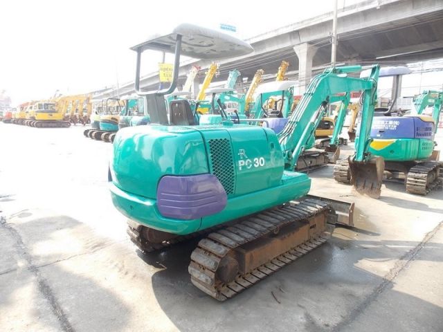 ขายรถขุดเล็ก KOMATSU PC30-7 เก่าญี่ปุ่นแท้