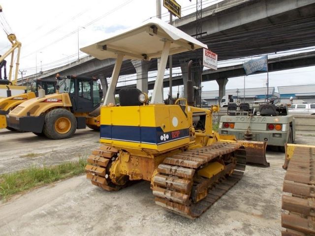 ขายรถแทรคเตอร์ KOMATSU D21P-6 รถนอก..ราคาถูก