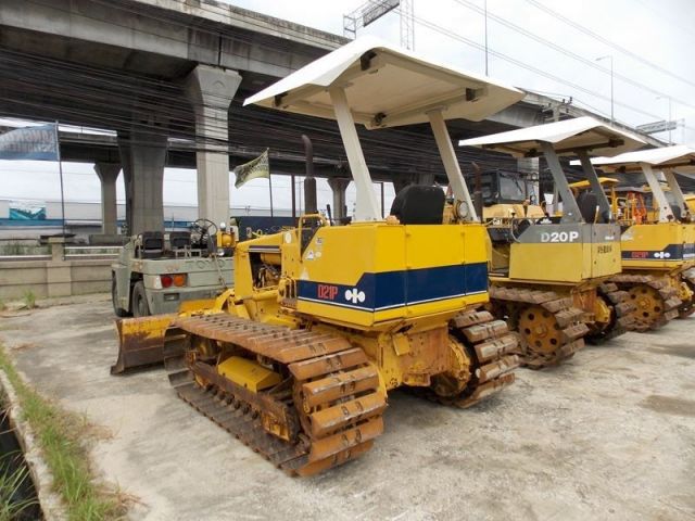 ขายรถแทรคเตอร์ KOMATSU D21P-6 รถนอก..ราคาถูก