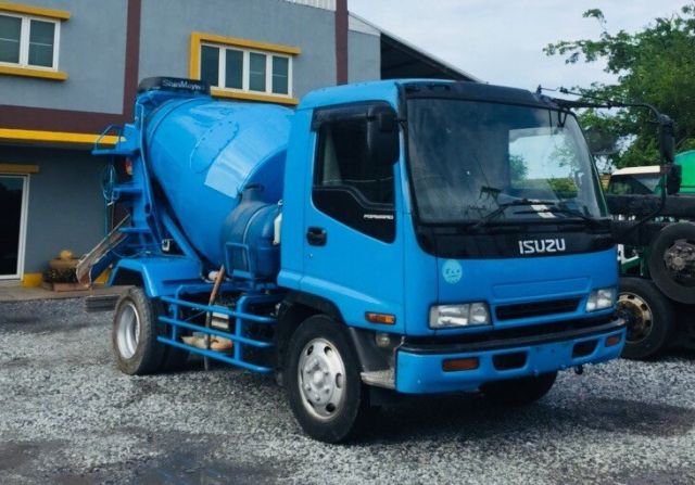 ขายรถโม่ปูน ISUZU DEGA 195 HP นำเข้าจากประเทศญี่ปุ่น