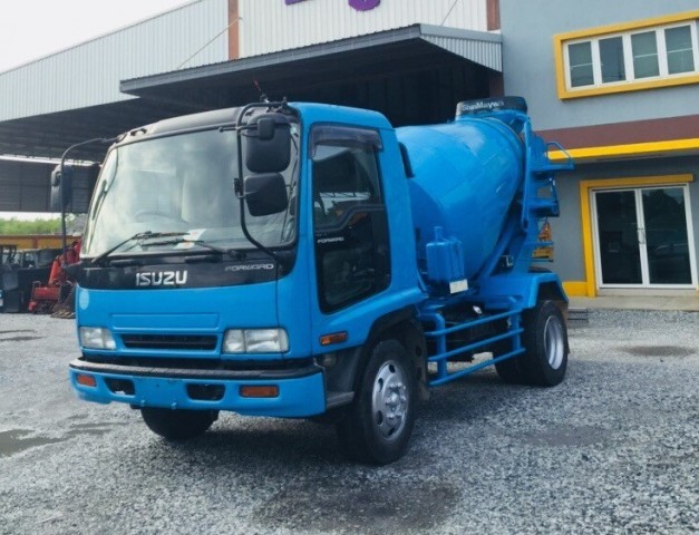 ขายรถโม่ปูน ISUZU DEGA 195 HP นำเข้าจากประเทศญี่ปุ่น