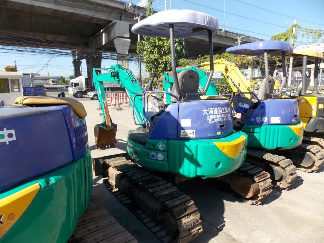 ขายรถแบคโฮ KOMATSU PC30MR-1-3716 รถเก่านอก