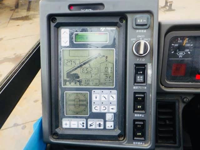 ขายรถเครน TADANO GR160N-1 ปี 2004 BOOM 27.5 M.