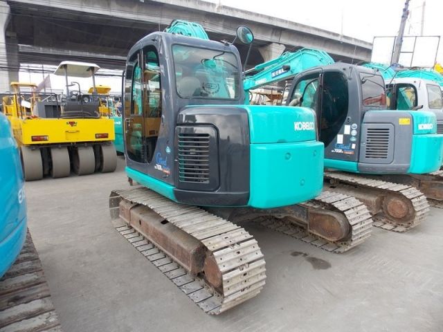 ขายรถแบคโค KOBELCO SK70SR สภาพสวยพร้อมใช้งาน มีไลน์กระแทก