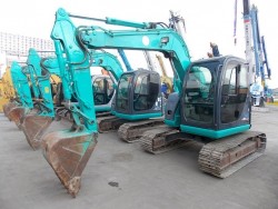 ขายรถแบคโค KOBELCO SK70SR สภาพสวยพร้อมใช้งาน มีไลน์กระแทก