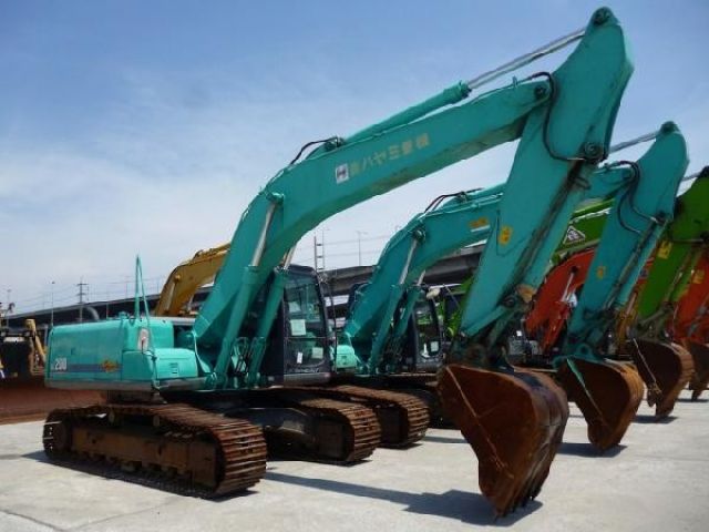 KOBELCO SK200-6ES YN10-40828 7,676 hour.