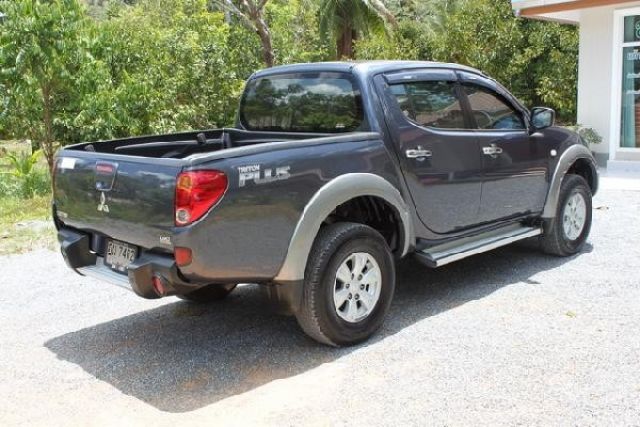 ขาย MITSUBISHI TRITON PLUS DOUBLECAB AUTO ปี 2010