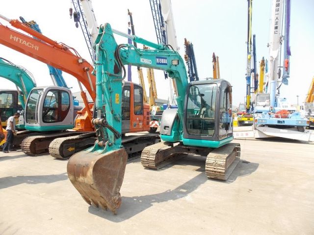 ขายรถแบคโค KOBELCO SK70SR สภาพสวยพร้อมใช้งาน มีไลน์กระแทก