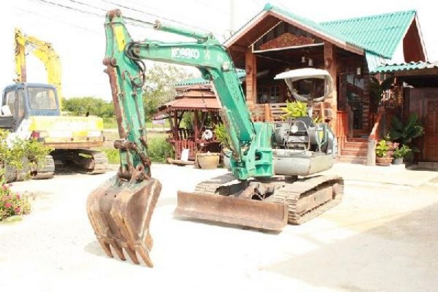 ขายรถแบคโฮ KOBELCO SK45-1 PY3370