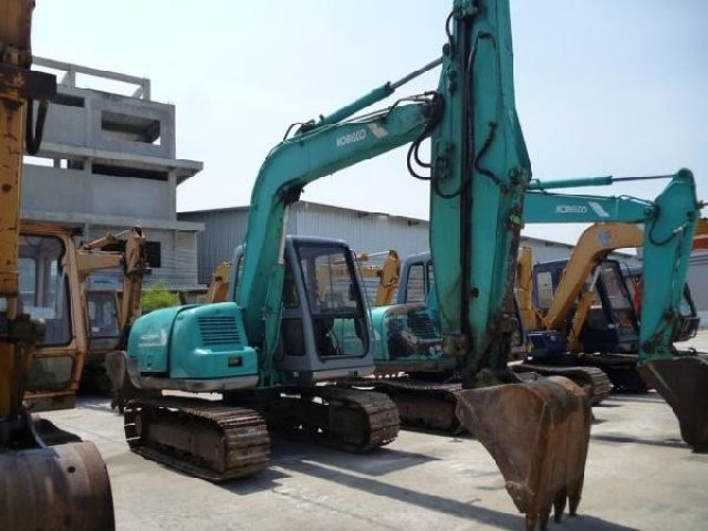 ขายรถแบคโฮ KOBELCO SK60-3 LE22224